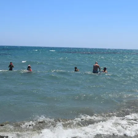 Mersinera Paradise Garden 2 Feriehus *