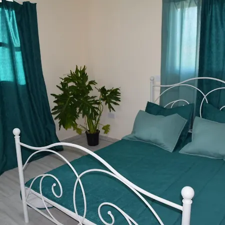 Mersinera Paradise Garden 2 Feriehus Larnaca