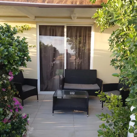 Mersinera Paradise Garden 2 Feriehus