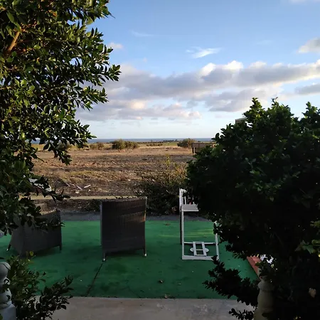 Ferienhaus Mersinera Paradise Garden 2