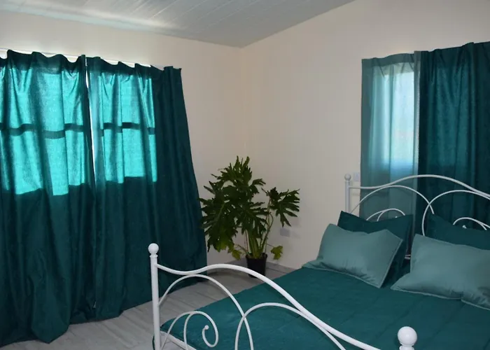 Mersinera Paradise Garden 2 * ラルナカ