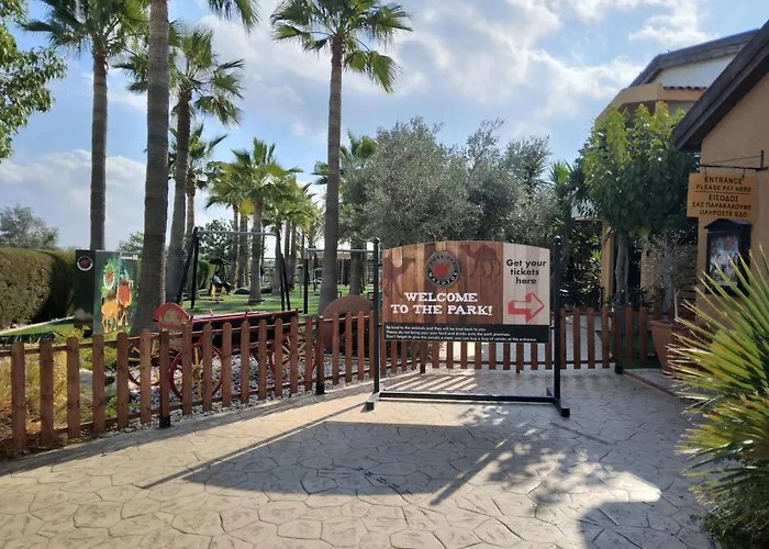 Mersinera Paradise Garden 2 ラルナカ